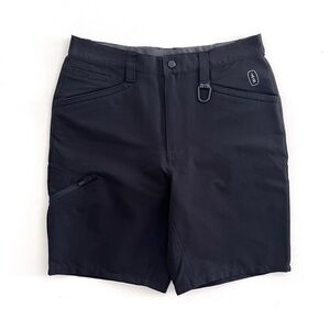 Bass Outdoor Devils Bridge Modern Fit Stretch Performance 9" Hiking Shorts Black